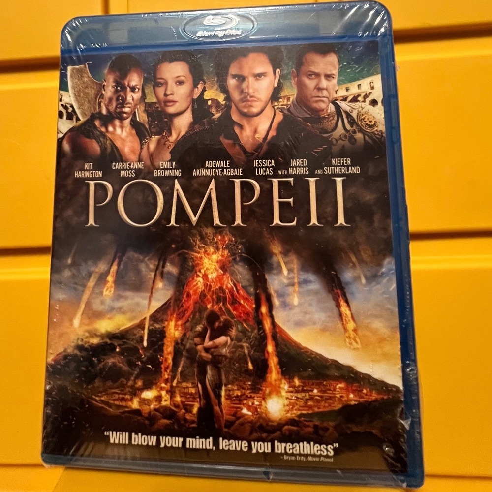 Pompeii Blu-ray Kit Harington Emily Browning Action Adventure Movie New Sealed